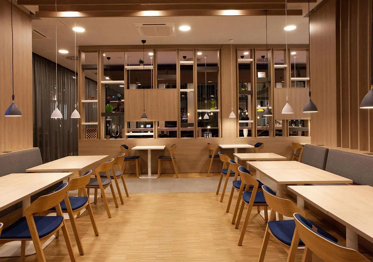 Hotel Holiday Inn Express - Duesseldorf Airport