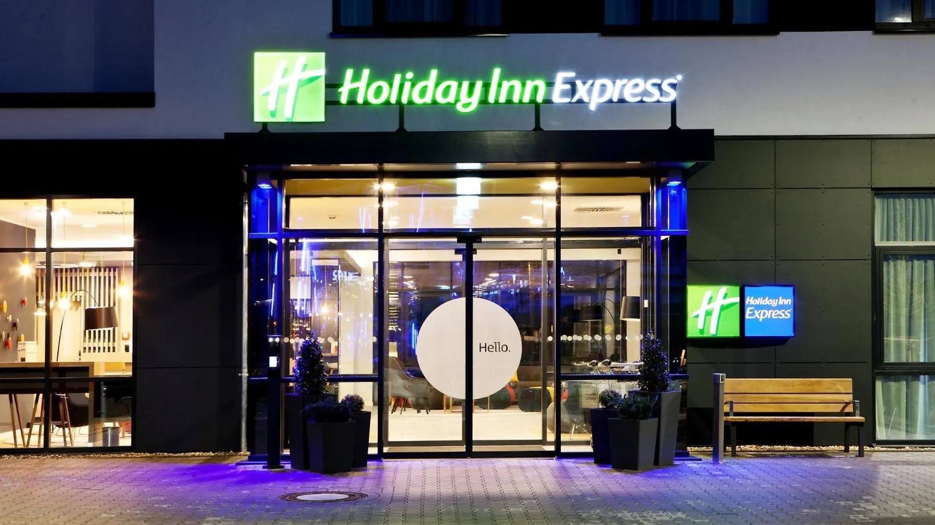 *** Hotel Holiday Inn Express - Duesseldorf Airport Germania